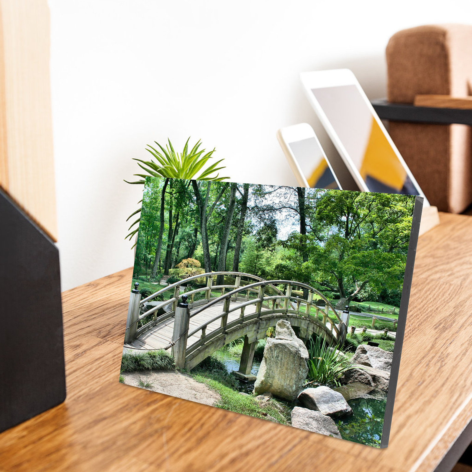 Art Craft Gallery - 4Pcs Sleek Picture Display Stand Versatile